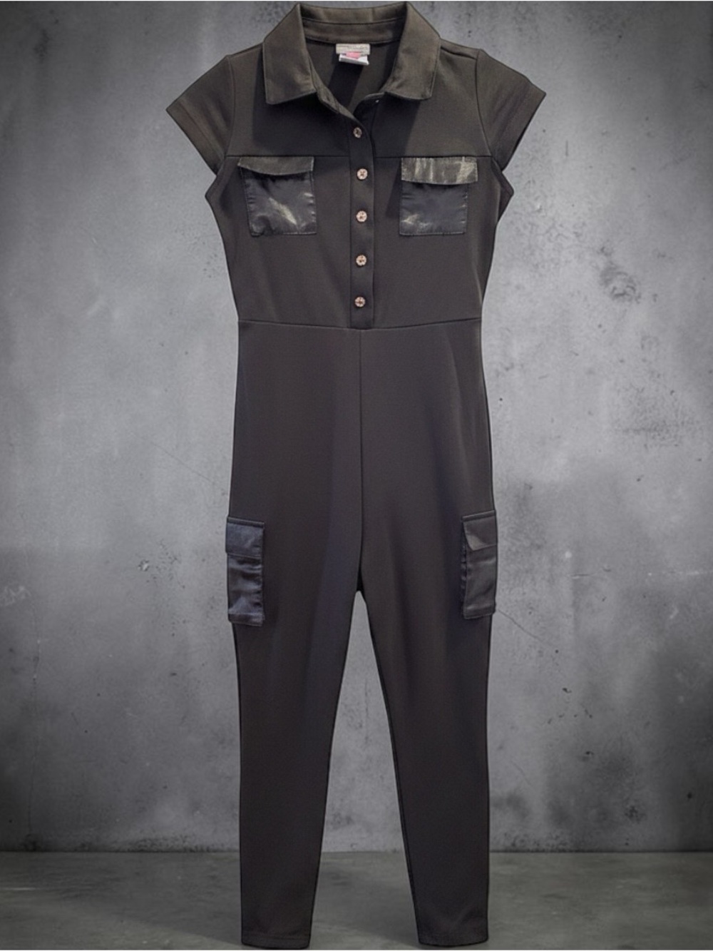 Vince Camuto Girls size 8 Black Short-Sleeve Utility Jumpsuit